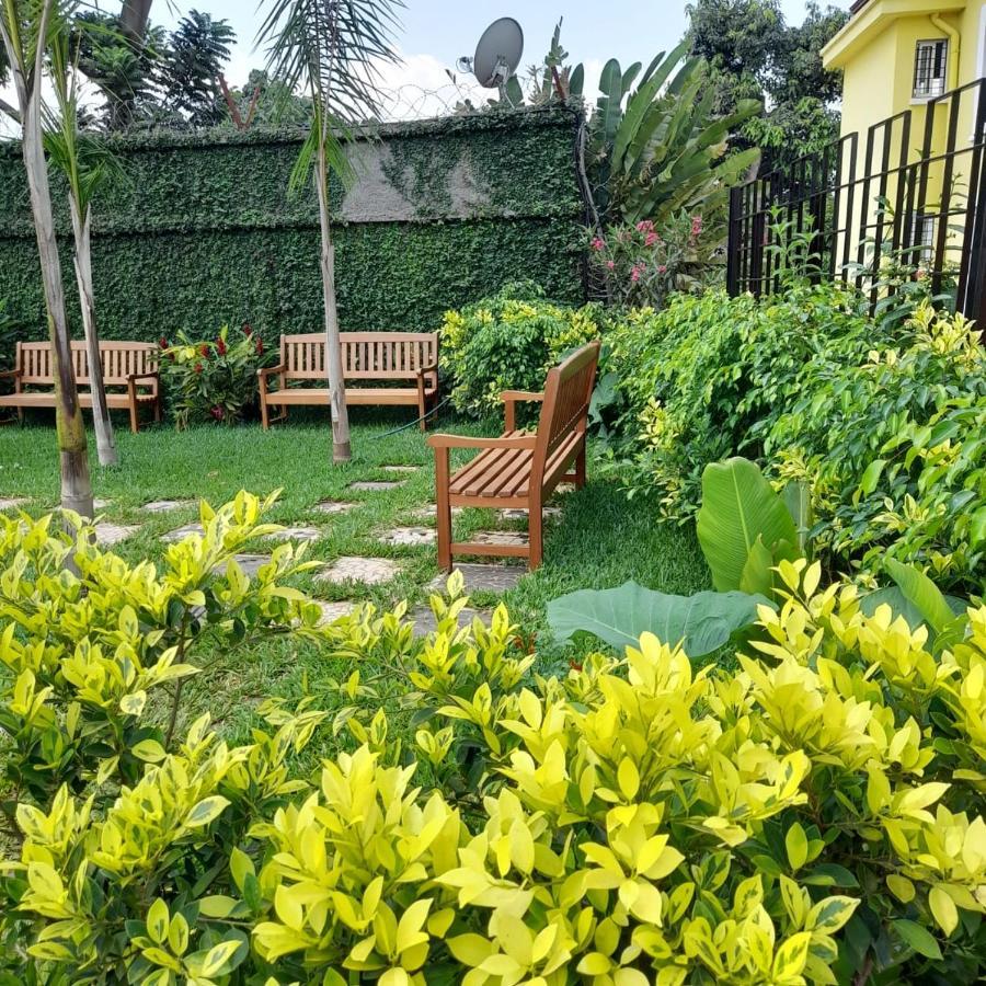 Riad Prince Louis Yaoundé Kültér fotó