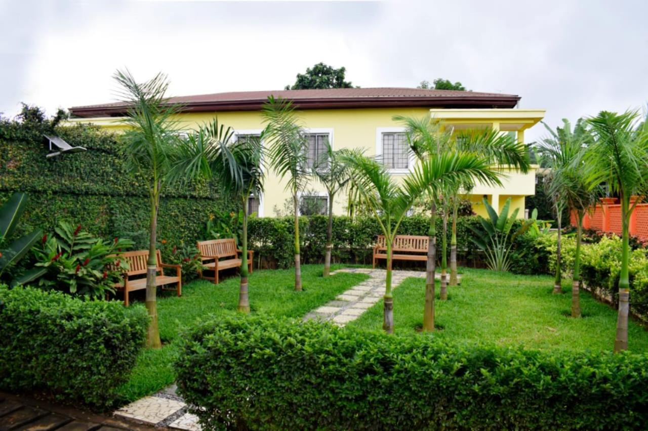 Riad Prince Louis Yaoundé Kültér fotó