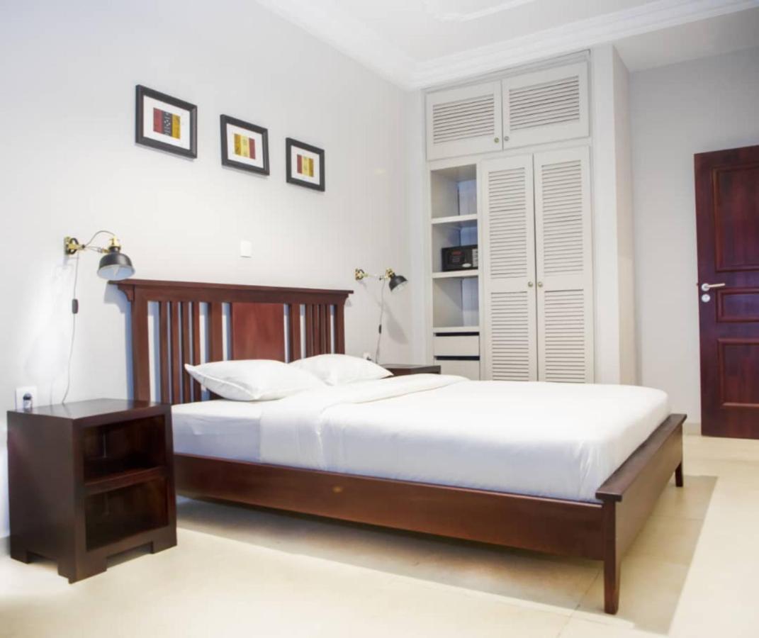 Riad Prince Louis Yaoundé Kültér fotó