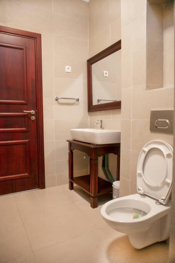 Riad Prince Louis Yaoundé Kültér fotó