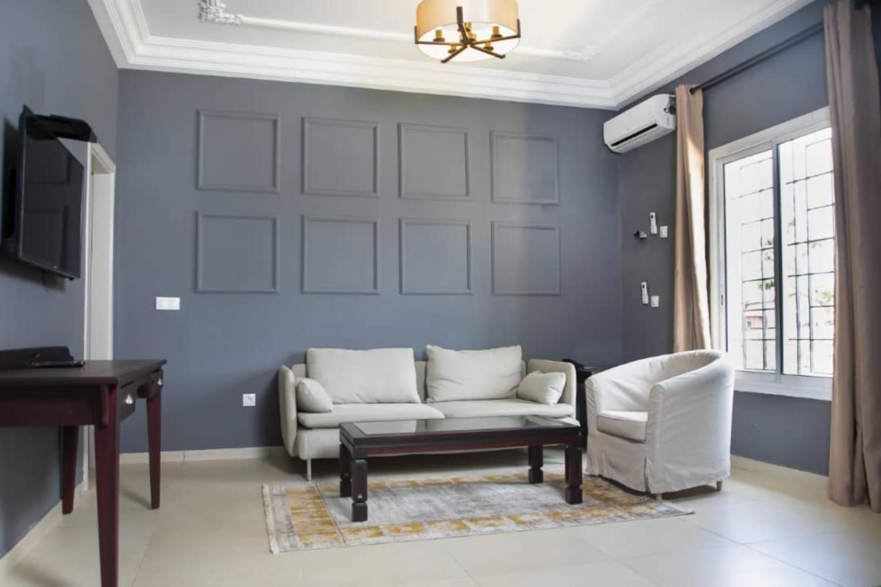 Riad Prince Louis Yaoundé Kültér fotó